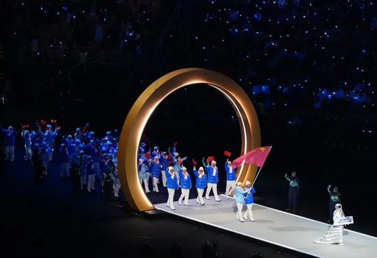 新华社出图丨这次是米兰冬奥会开幕式！每一张都是屏保  第14张