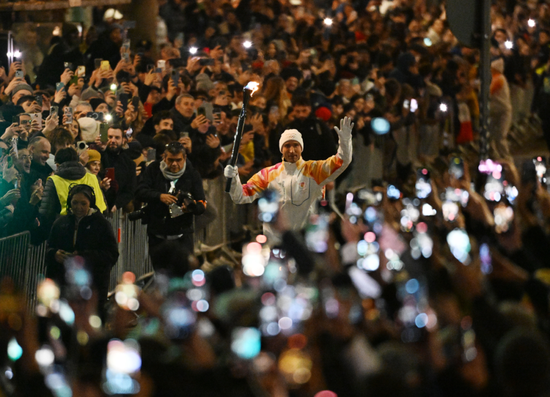 新华社出图丨这次是米兰冬奥会开幕式！每一张都是屏保  第28张