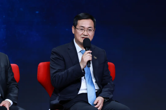 AI大模型,开始炼钢了?!这场对话,信息量很大→ 第4张 AI大模型,开始炼钢了?!这场对话,信息量很大→ 第4张