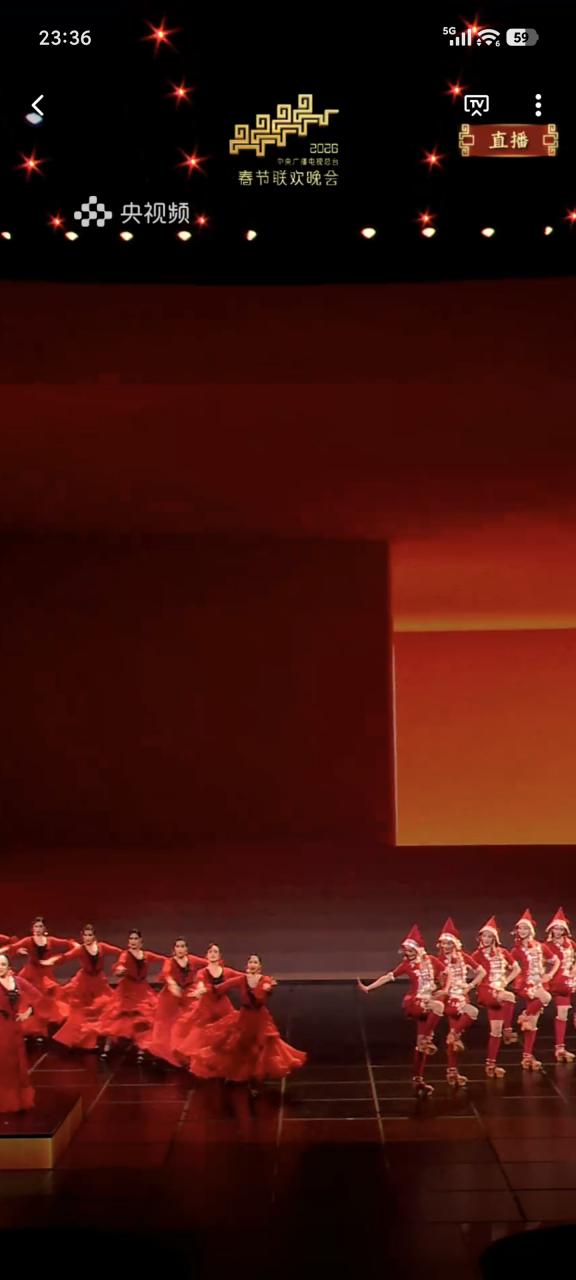 央视首次用手机直播春晚主舞台!揭秘华为Mate 80系列如何通过广电级大考 第6张 央视首次用手机直播春晚主舞台!揭秘华为Mate 80系列如何通过广电级大考 第6张