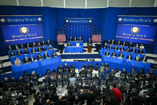 特朗普称“和平委员会”获170亿美元加沙援助承诺 多国拟派员参与稳定部队 第1张 特朗普称“和平委员会”获170亿美元加沙援助承诺 多国拟派员参与稳定部队 第1张