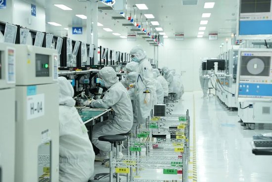 利好!000988,AI高速光模块订单排到四季度 第1张 利好!000988,AI高速光模块订单排到四季度 第1张