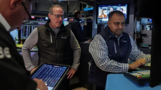 午盘：美股维持涨势 科技股涨幅领先  第1张