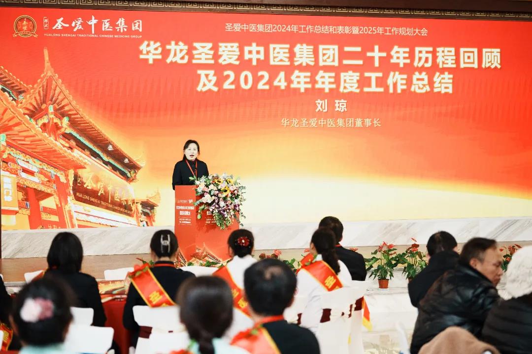 全国1万多家药店 云南“药王”又给两位“90后”女儿分股份:市值1.5亿元!他离婚多年 曾言所做一切都是为女儿打算 第4张 全国1万多家药店 云南“药王”又给两位“90后”女儿分股份:市值1.5亿元!他离婚多年 曾言所做一切都是为女儿打算 第4张