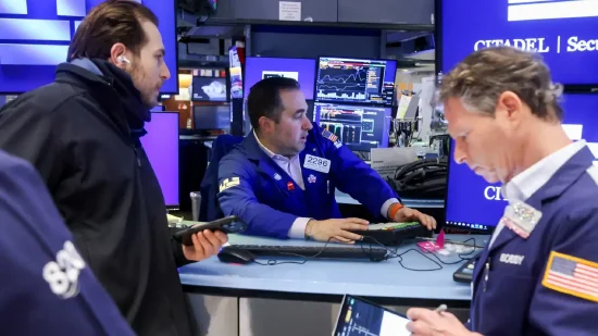 早盘:美股继续下滑 道指下跌逾200点 第1张 早盘:美股继续下滑 道指下跌逾200点 第1张